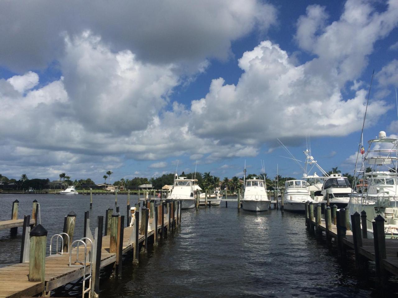 Pirate'S Cove Resort And Marina - Stuart Exterior foto